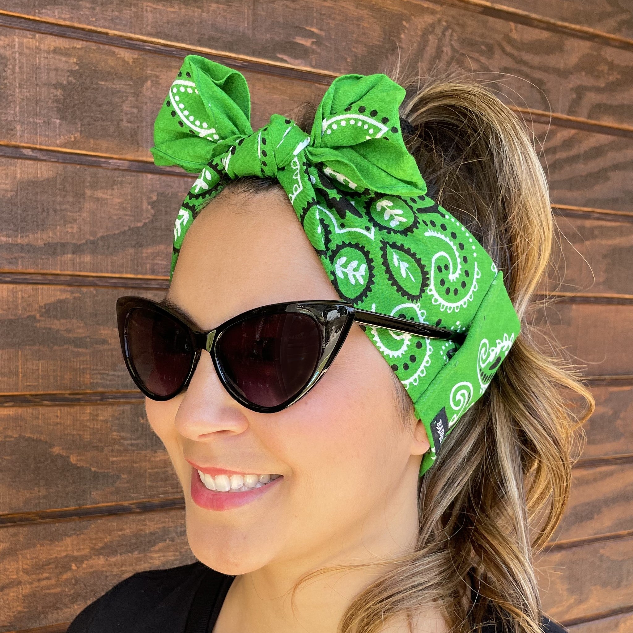 ROCKABILLY/TIE-UP BANDANA - KELLY GREEN TEXAS PAISLEY