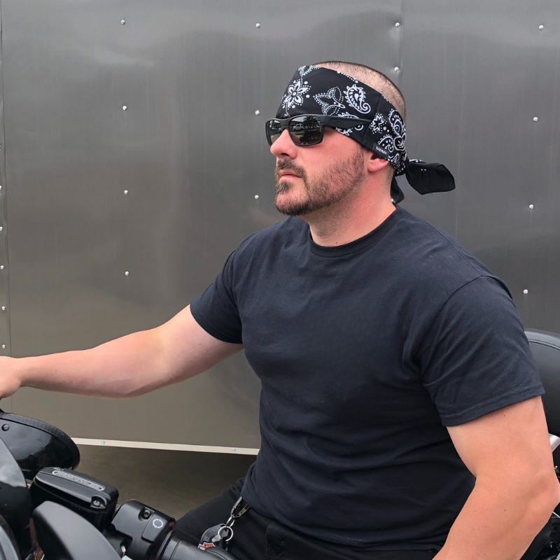 how to tie a biker bandana